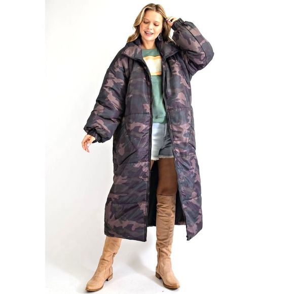 Anthropologie Easel Puffer Jacket in camo. - Picture 1 of 4